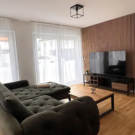 Prázdninový dům M6 Cube - Modernes Architektenhaus Mit Direktanbindung Nach Bamberg *